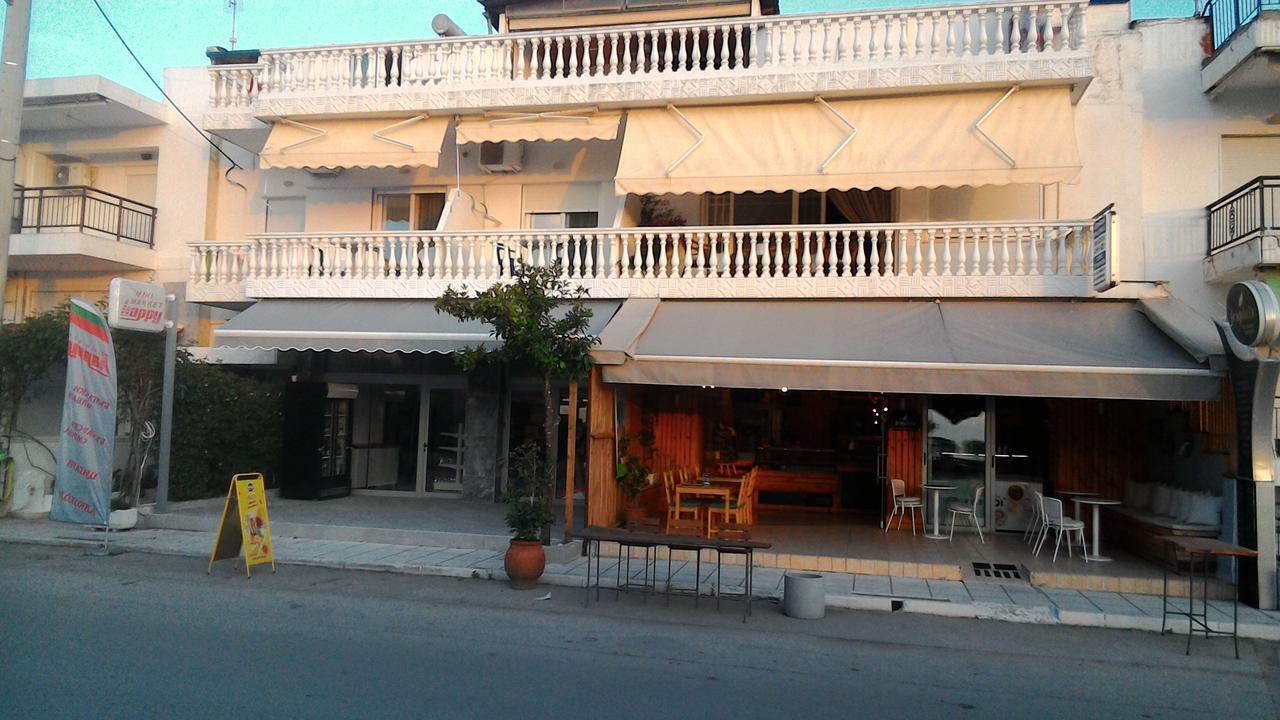 Leonidas Apartments Néa Péramos Esterno foto